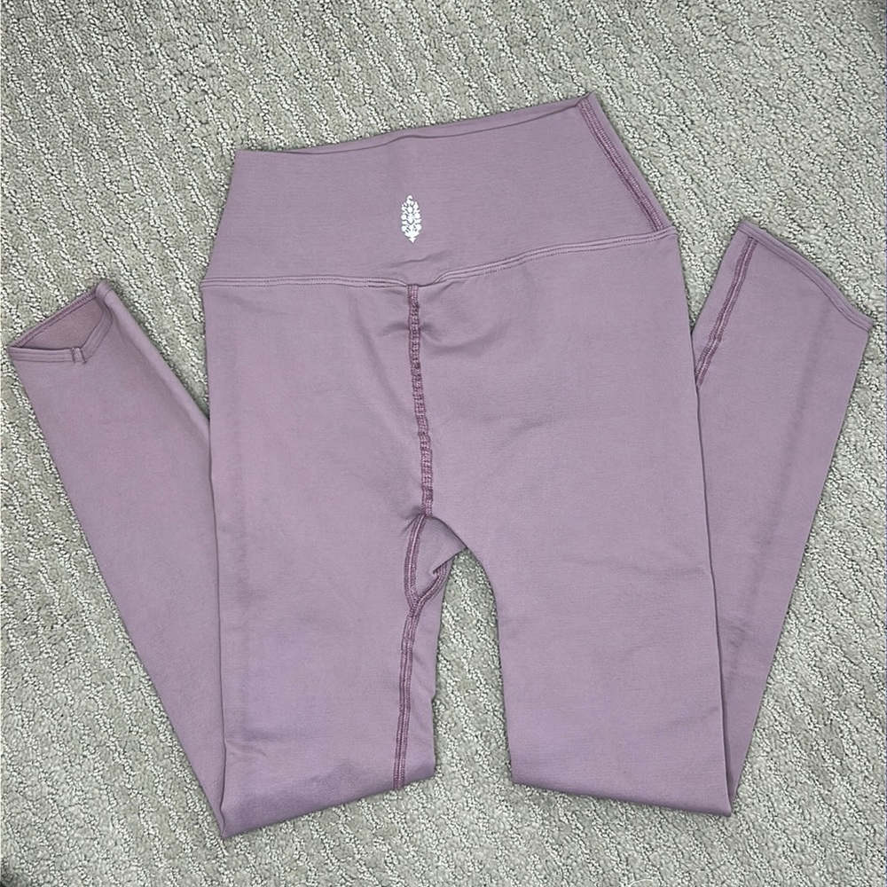 FREE PEOPLE | NWOT Modern Sculpt Leggings in Elderberry Bush - Picture 6 of 6